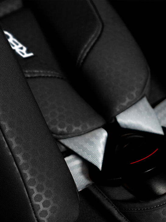 Кресло автомобильное XENON 1 Fresh Black Recaro , арт.  | Фото 8