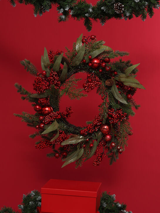 Рождественский венок с хвойным декором и ягодами, 70 см Goodwill , арт.  | Фото 2