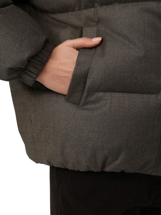 Куртка с укороченным кроем и воротником из соболя Yves Salomon , арт.  | Фото 15