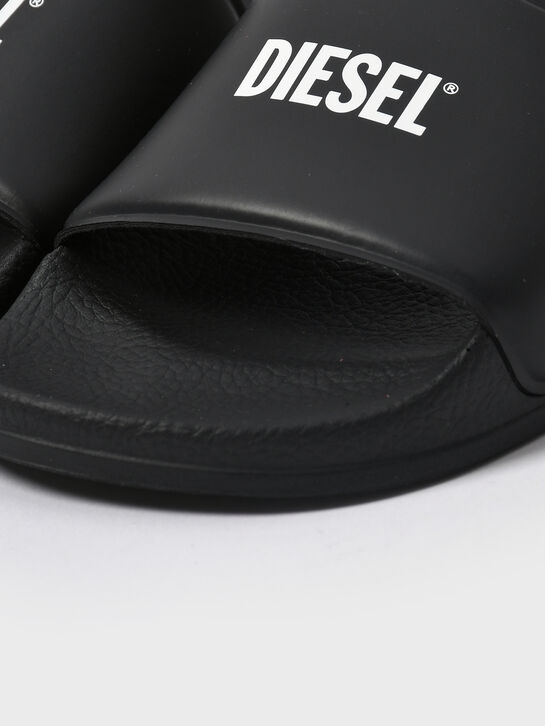 Шлепанцы черного цвета Diesel , арт.  | Фото 7
