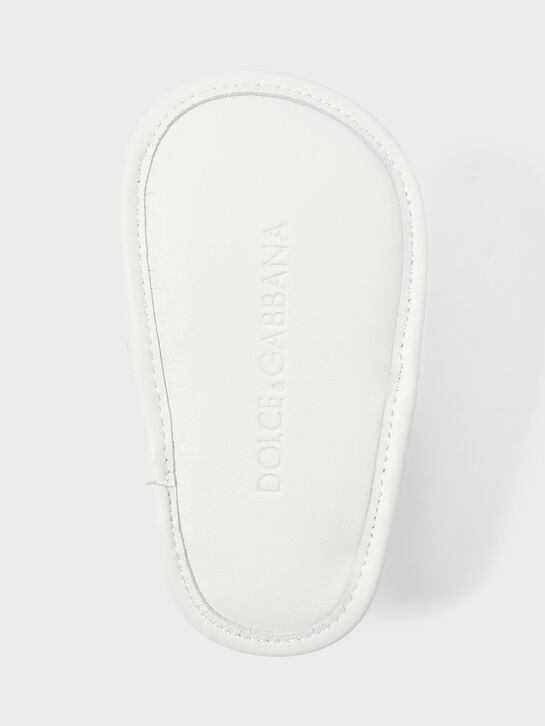 Пинетки с лого, белые Dolce&Gabbana , арт.  | Фото 5