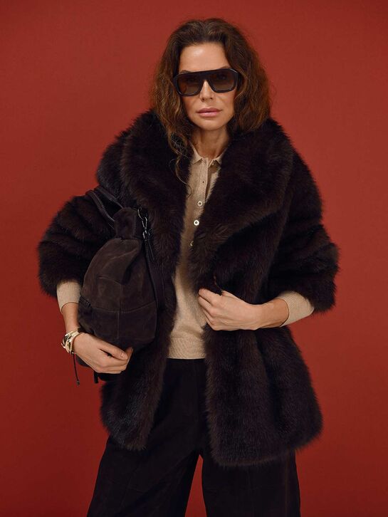 Пальто из эко-меха, коричневое Flashin , арт.  | Фото 3