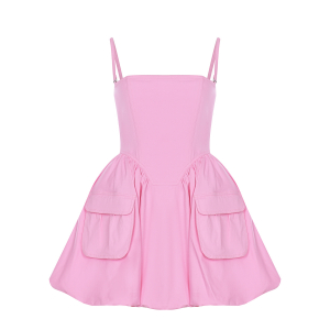 Розовое платье с карманами-карго