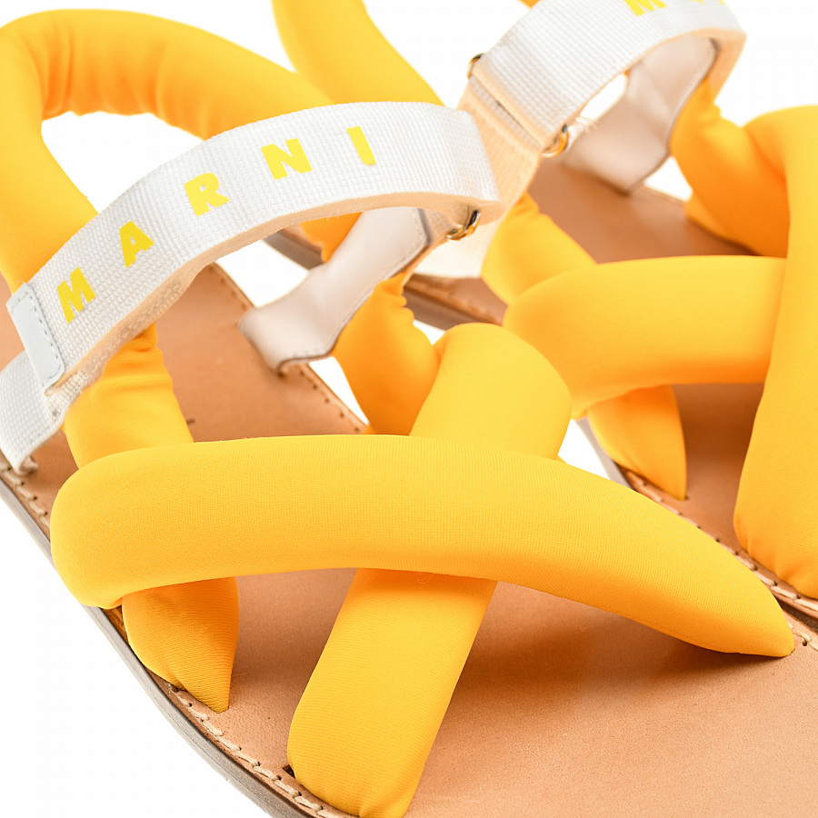 Желтые босоножки с белым ремешком MARNI Желтый, арт. 70393 VAR.1 | Фото 6
